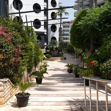 Kaila Krizantem Resort 4*