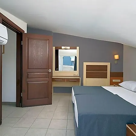 Complex Kaila Krizantem 4*