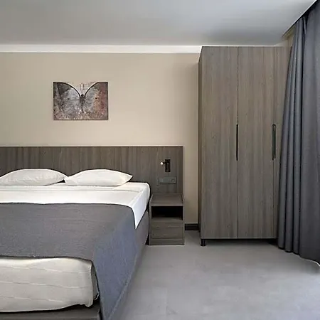 Kaila Krizantem Resort