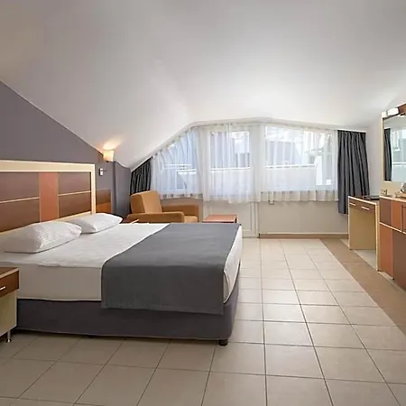 Resort Kaila Krizantem