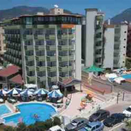 Üdülőközpont Kaila Krizantem 4*