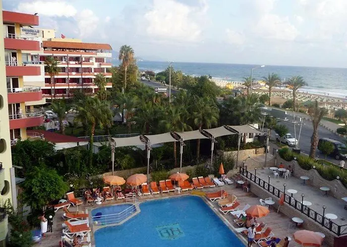 Üdülőközpont Kaila Krizantem 4*
